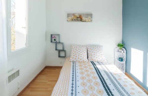 Aiguerelles Apartment | Cozy F2 2 mins walk from Montpellier Saint Roch station