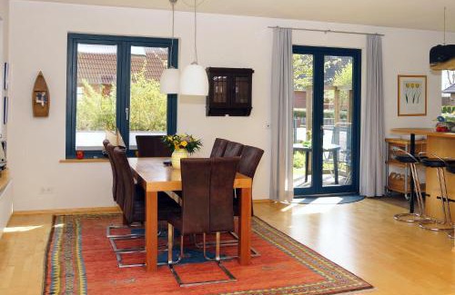 Kopperby House | Det gule Hus