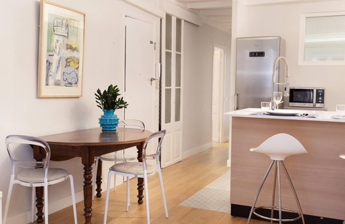 la Vila de Gracia Apartment | Elegant apartment in the heart of Gracia district