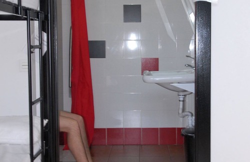 Deustuko San Pedro-Erribera Hostel | Enjoy a pet-friendly hostel-house 20 minutes from the Guggenheim!