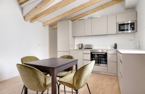 Malasana Apartment | Exceptional Malasaña 1BR w/Elevator, close to Mercado, by Blueground
