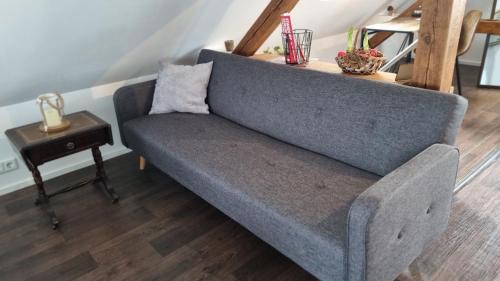 Falkensee Apartment | Exclusives Loft, Klimaanlage, privat Parkplatz, Netflix, Wallbox, DominosPizza