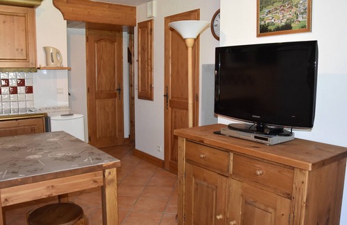 Pralognan-la-Vanoise Apartment | Family-Friendly Apartment with Garden, Near Slopes