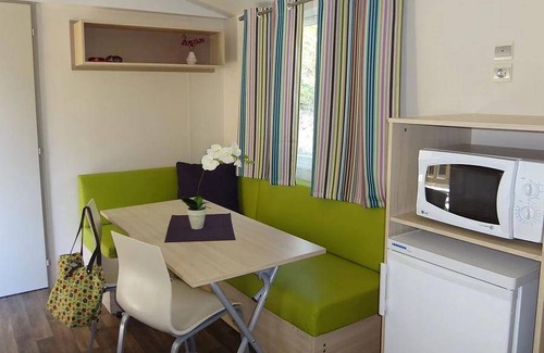 Saint-Sauveur-de-Cruzieres House | 24 m² Mobile home ∙ 2 bedrooms ∙ 5 guests