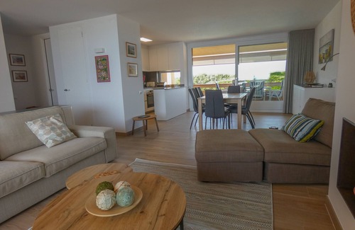 Pals Apartment | Frontline apartment with garden and pool. Parking . Capacity 4 Persons. WIFI