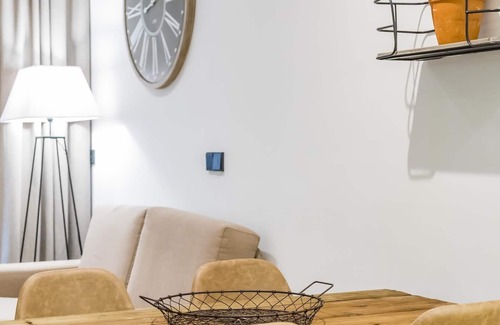 Valencia City Centre Apartment | Goerlich Suites Valencia Superior Apartment 101