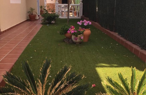 Caleta de Fuste House | Holiday house Castillo Caleta de Fuste for 1 - 7 persons with 3 bedrooms - Twin house