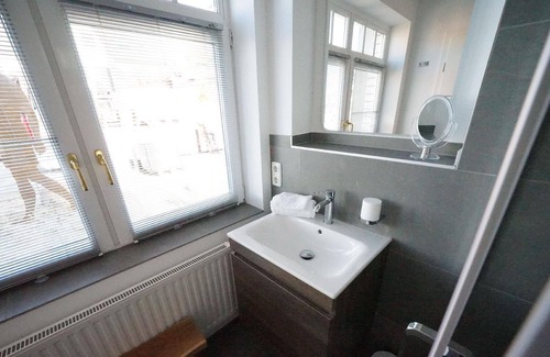 Wenningstedt-Braderup Apartment | Holiday apartment Wenningstedt-Braderup for 1 - 5 persons with 3 bedrooms - Holiday apartment in one