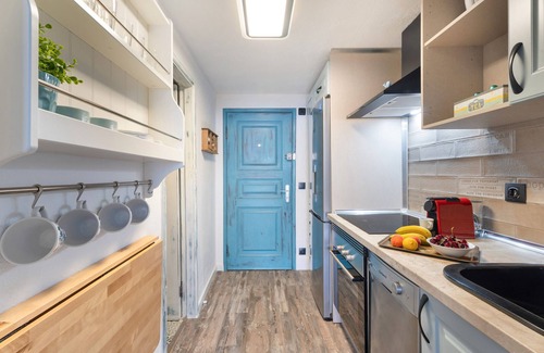 La Matanza de Acentejo Apartment | Holiday Studio 'The Blue Lighthouse' with Sea View, Shared Pool and Wi-Fi