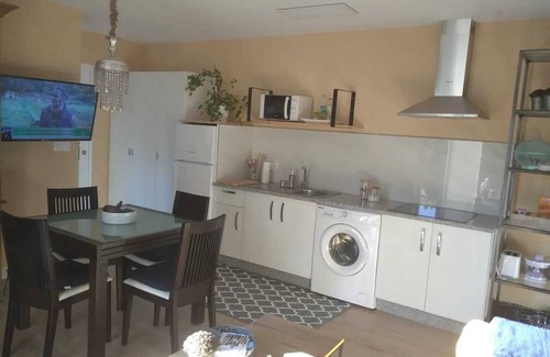 Pereiro de Aguiar House | Homerez - Charming House in Parada with Large Garden