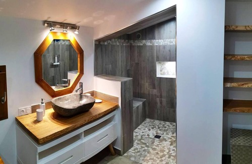 Balazuc House | Homerez - Spacious house for 6 ppl. with garden at Balazuc