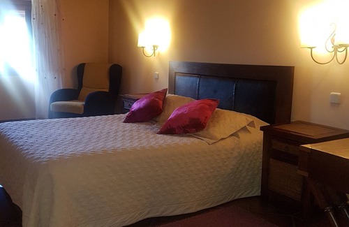 Siguenza Hostel | Hostal El Meson