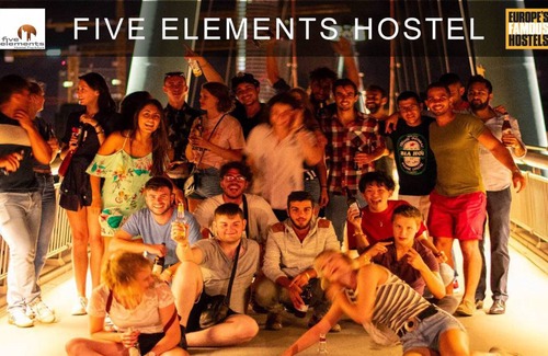 Bahnhofsviertel Hostel | Hostel ∙ 6 guests