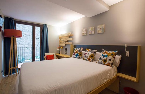 Eixample Hostel | Hostel ∙ 8 guests