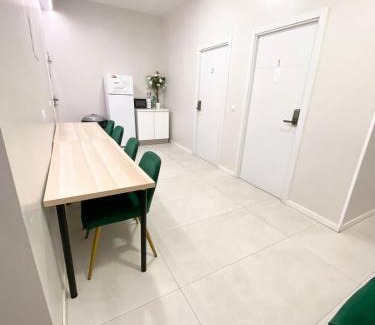 Canillas Hostel | Hostel OASIS