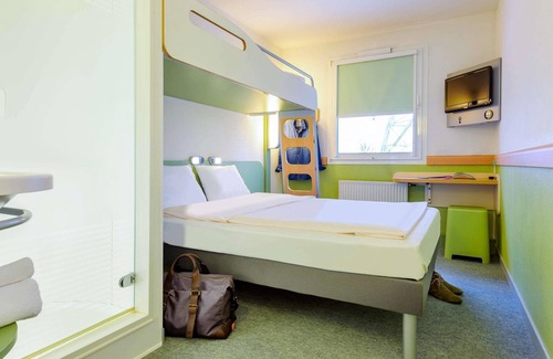 Quickbornerheide Hotel | Ibis Budget Hamburg Quickborn