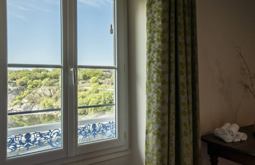 Ruoms Villa | Incredible villa with heated pool and private access to the Ardèche