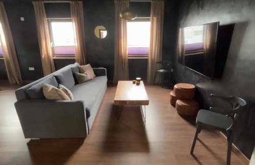 Zafra Old Town Apartment | La Black Casa
