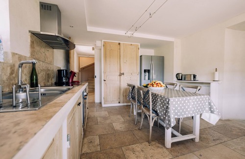 Rousset-les-Vignes House | Large, fully renovated 6-bdrm house set in 3ha garden, 6 bath/shower rooms