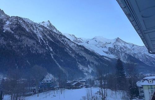 Chamonix City Centre Apartment | Le Carlton by Interhome