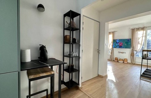 Cadereau Apartment | Le Lutz - Light And Comfort - 50m2 - Balcony