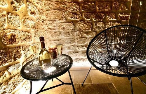 Rouen City Centre Apartment | Le Spa Beauvoisine - Jacuzzi Sauna Rouen centre Free parking