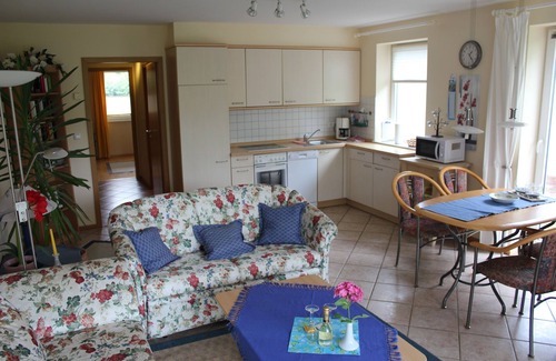 Schonberger Strand Apartment | Living behind the dike in a sophisticated atmosphere pleasant, single storey