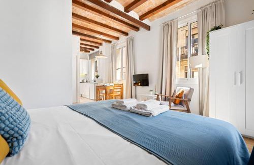 Ciutat Vella Apartment | Lodging Apartments Barceloneta Beach Studio 32