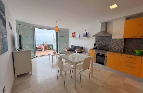 Corralejo Apartment | Luxury apartment directly on the beach, 200 m from old Corralejo harbour