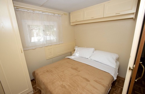 Mutxamel Resort | Mobile home with beautiful garden