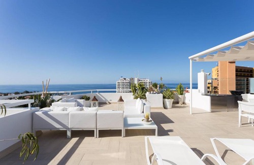 El Madronal Apartment | Modern & Spectacular Ocean View ,wifi,beach Front.