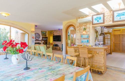 Campos Villa | NA PONT - Villa with private pool in CAMPOS. Free WiFi