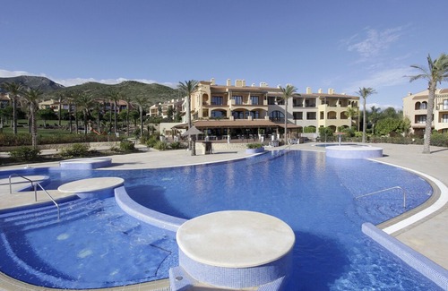 Bonmont Terres Noves Apartment | Nice apartment with airconditioning, 200 m. from golfcourse