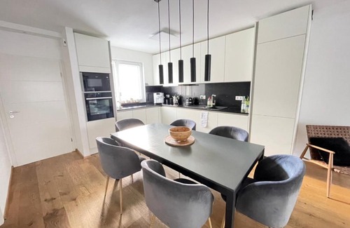 Stocken Apartment | Nice House, 5 rooms, garden, free parking, SmartTV