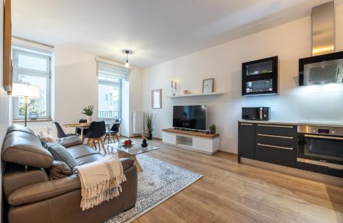 Vysehrad Apartment | Peaceful & Cozy Living in Vyšehrad with a Balcony