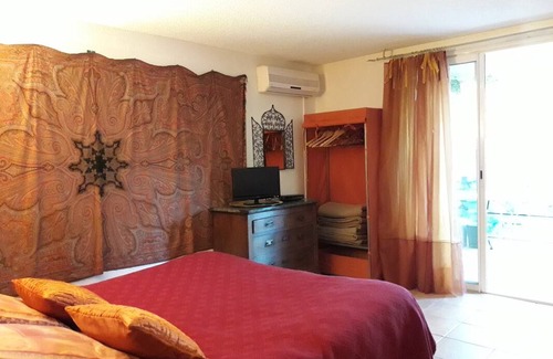 Soubes Resort | Private room ∙ 1 guest