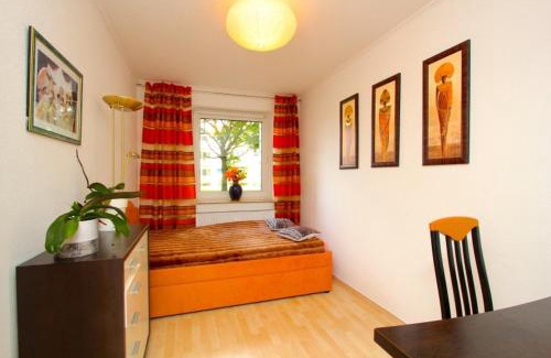 Region Hannover District House | Private Rooms Laatzen