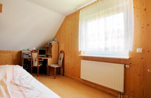 Region Hannover District House | Private Rooms Zur Seelwiese (1630)