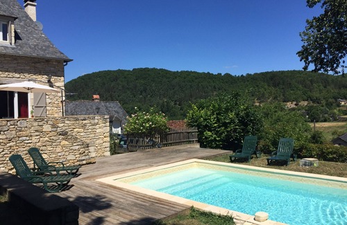 Montignac House | Renovated house in black Périgord with private pool and wifi for 6/8 people