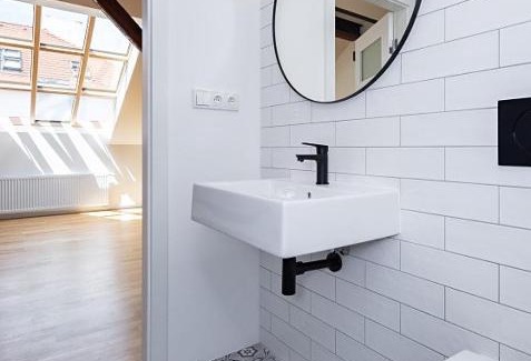 Prague 7 Apartment | Rooftop Apartment no 22 - Center Art District Letná