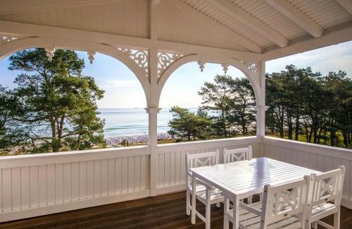 Binz Apartment | Strandvillen Binz - Ferienwohnung mit Meerblick, 2 Schlafzimmern und Balkon SV-008