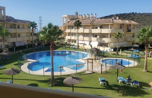 Manilva Apartment | Sun, Sand and a drink in my Hand. Just a 5 min walk to the beach.