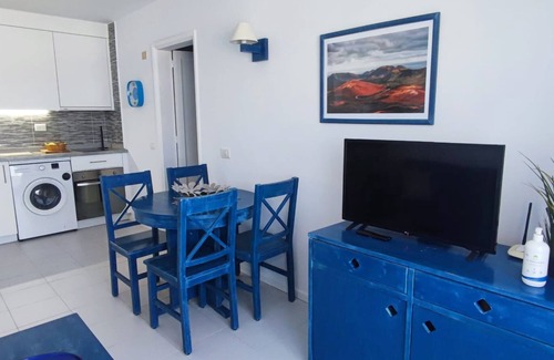 Puerto del Carmen Apartment | Sunny and comfy appartment in a residencial development near the sea