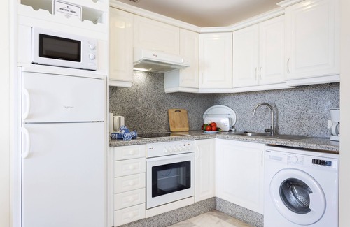 Los Gigantes Apartment | SUPERB LOCATION - PANORAMIC SEA & CLIFF VIEWS - WIFI - AIR CONDITIONING UNIT
