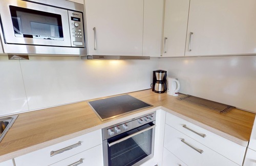 Pelzerhaken House | Vacation home for 6-8 people and dog with fireplace, sauna & garden - close to the Baltic Sea!