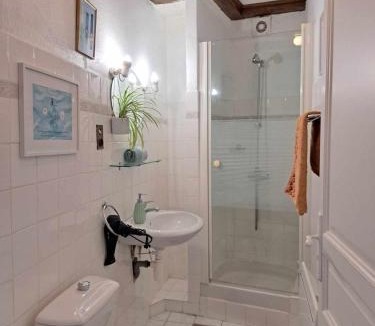 Dompnac House | Écolieu La Bernarde - Havre de paix cosy