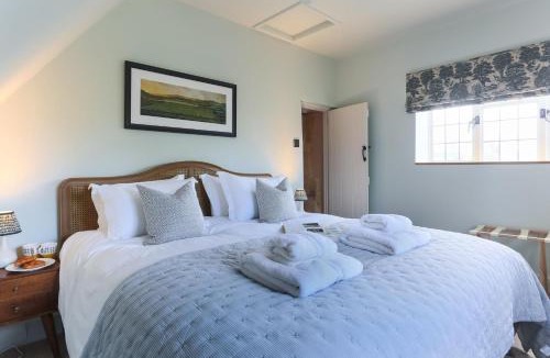 Stanton House | 1 Chestnut Corner