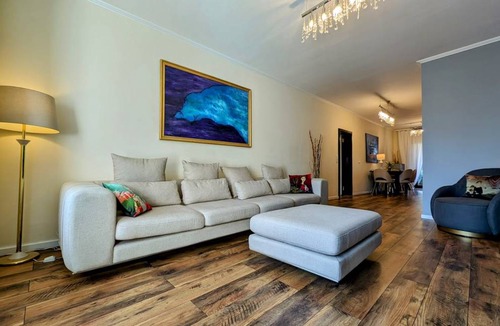 Sachsenhausen-Sud Apartment | 100 m² Apartment ∙ 2 bedrooms ∙ 2 guests