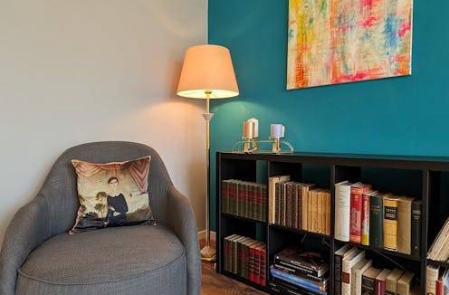 Sachsenhausen-Sud Apartment | 100 m² Apartment ∙ 2 bedrooms ∙ 2 guests