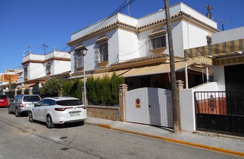 Chipiona Apartment | 100 m² Apartment ∙ 2 bedrooms ∙ 4 guests